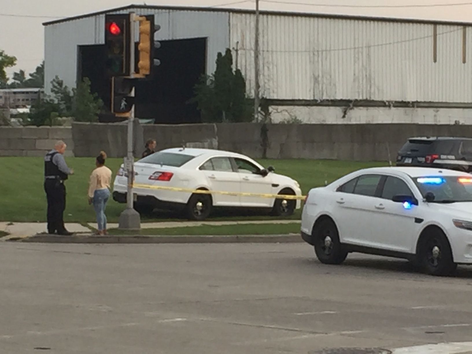Girl shot after allegedly attempting to steal car